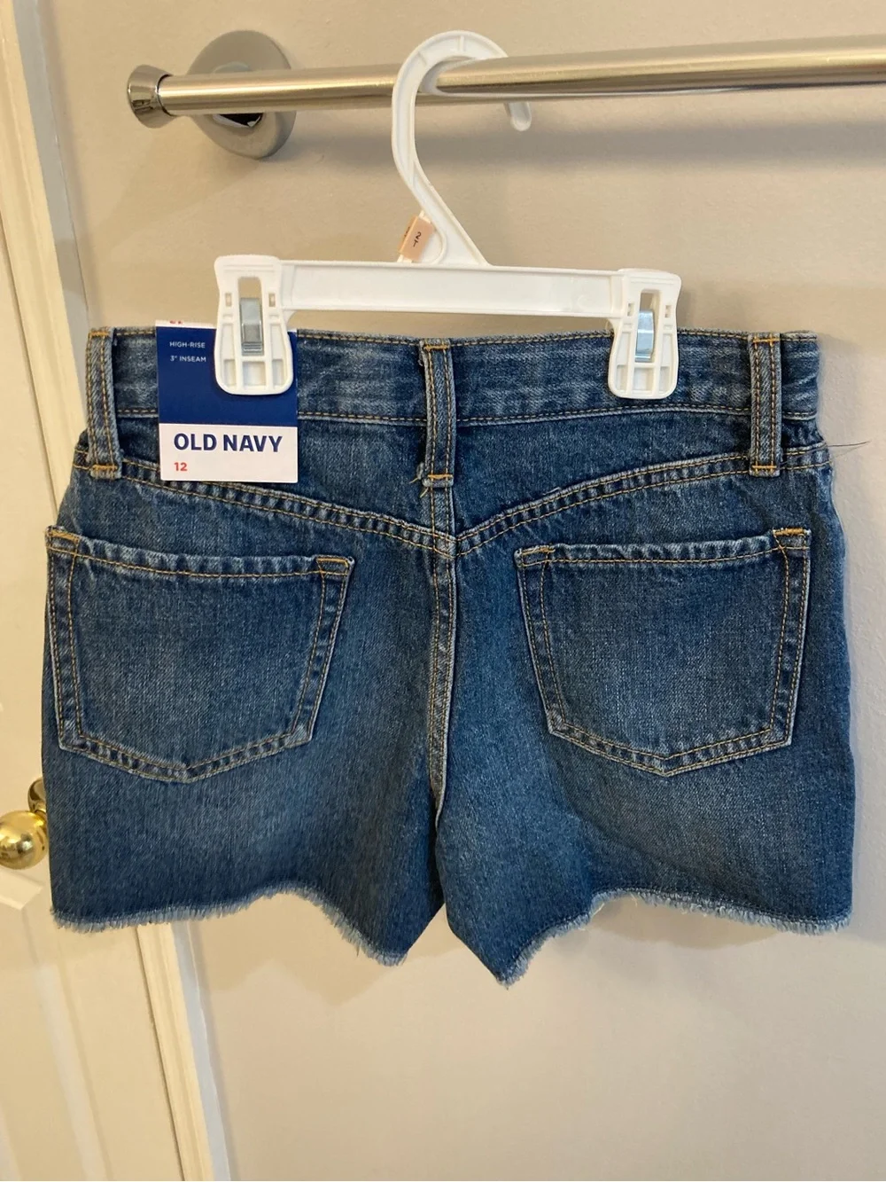 Old Navy NWT Girls High Rise 3” Denim Shorts Adjustable Waist Size 12